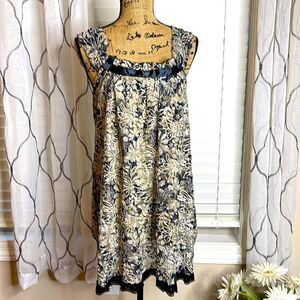 Dress Mini Size Large